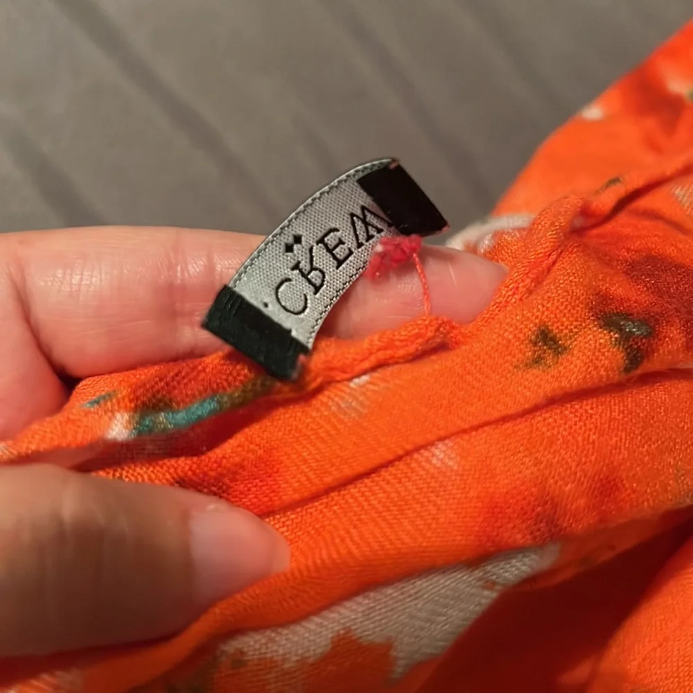 J.Crew Women’s Floral Pashmina Wool Laine Floral Scarf Wrap Shawl Red Orange